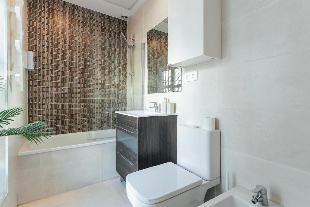 Alohamundi Francos II Apartment Seville Ngoại thất bức ảnh